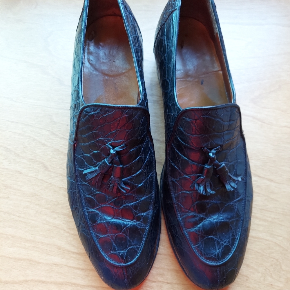 Men's Italian Made Black Alligator Shoes by Lyons size 10 used